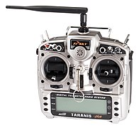 radiocommande de modélisme utilisé pour les drones en FPV