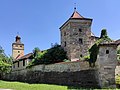 Stadtgraben und äußere Stützmauer des Grabens