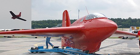 Planeur Messerschmitt Me 163 (en médaillon : Manching juillet 2006).