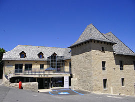 The town hall in Sainte-Geneviève-sur-Argence