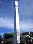 Glockenturm der katholischen Kirche