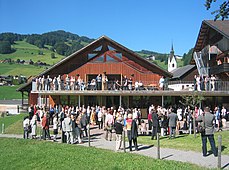 La Schubertiade: Angelika-Kaufmann-Saal (Schwarzenberg), durante l'intervallo di un recital del festival annuale di lieder e musica da camera.