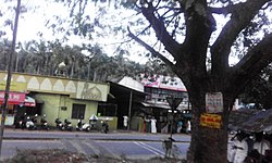 Valluvambram Junction, Malappuram–Kozhikode Road