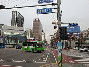 길병원사거리에서 교차하고 있는 남동대로의 모습.