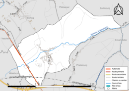 Carte en couleur présentant le réseau hydrographique de la commune