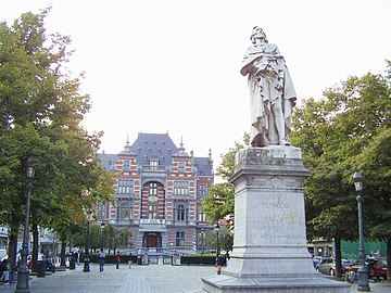 Place Anneessens/Anneessensplein (François Anneessens) and Haute École Francisco Ferrer