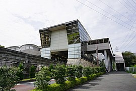 中央大学・明星大学駅