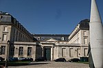 Monument du centenaire de l'école des arts et métiers