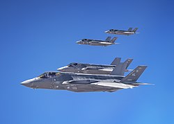 מטוסי F-35I אדיר של הטייסת (מאחור) ביחד עם מטוסי F-35A של טייסת 421 של חיל האוויר האמריקאי בתרגיל "ברק מתמיד 3", 2020
