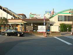 南浦和駅西口。南本町は西口周辺にあたる。