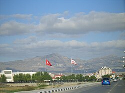 Nazım Hikmet Caddesi with the Bayraktar College on the left on the outskirts of Ortaköy