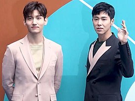 TVXQ. Слева направо: Чханмин и Юнхо.