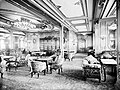 Salón principal de primera clase del Olympic, afín al del Titanic. Su decoración se inspiraba en el Palacio de Versalles.