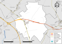 Carte en couleur présentant le réseau hydrographique de la commune