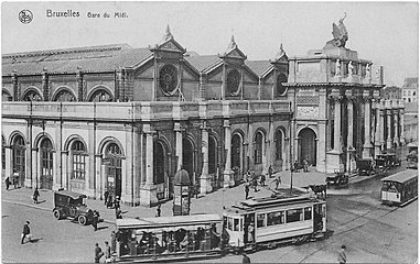 The second Brussels-South railway station (1869), pictured in 1927