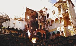 Casbah d'Alger : les ruines de la maison où se trouve la cache d'Ali la Pointe, Hassiba Ben Bouali, Petit Omar et Hamid Bouhmidi, au 5, rue de Abdérrames, la maison fut dynamité par les parachutistes du 1er REP le 8 octobre 1957.