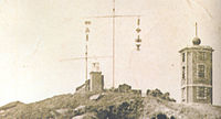 Signal Hill Tower and the timeball before the additional storey was added.