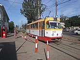 Tatra T3 №  4049 на зупинці «Лузанівка». Один з останніх трамваїв, який пройшов модернізацію з встановленням транзисторної системи керування «Cegelec TV-Progress»