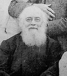 A portrait photo of Arthur Guyon Purchas in 1895