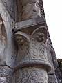 Detalle da columna da porta de entrada.