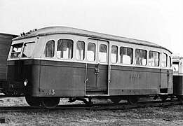 De Dion, no ZZ13, ex Tramway du Loiret, recarrossé par Heuliez.