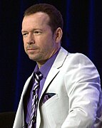 Donnie Wahlberg interprète Carwood Lipton