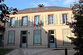 The town hall in Villemeux-sur-Eure