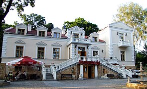 Pavilhão de caça dos Condes de Wielopolscy na rua Kuźnia, agora um hotel