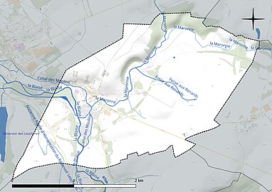 Carte en couleur présentant le réseau hydrographique de la commune