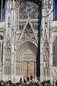 South transept - Portal of La Calende