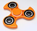 Fidget spinner con rodamientos de bolas.