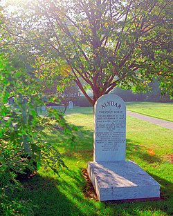 Grave of Alydar.jpeg