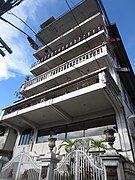 The Crisostomo building, retrofit for resistance to strong waves generated by earthquakes.