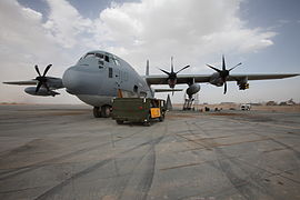 KC-130J חמוש בטילי AGM-114 הלפייר