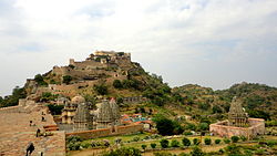 クンバルガル城