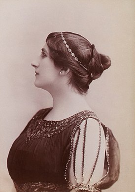 21. Marie-Aimée Roger-Miclos