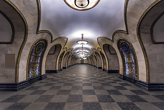 Московски метро, станица Новослободска