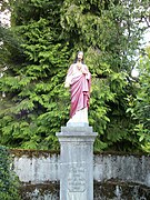 Statue du Sacré-Cœur.