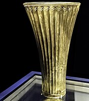 Sumerian fluted goblet from the tomb of Queen Puabi, Electrum, 2500 BCE