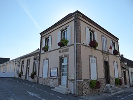 The town hall in Thivars