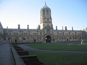 A view looking towards Tom Tower, from the entrance to the hall