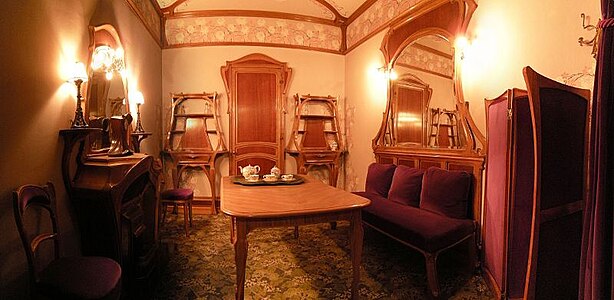 Private dining room at the Café de Paris, now in the Carnavalet Museum (1899)