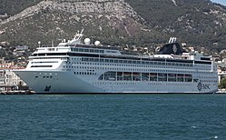 MSC Lirica Toulonissa 2011.