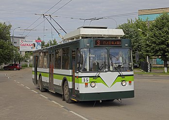 Un trolleybus à Podolsk (oblast de Moscou). (définition réelle 4 515 × 3 198)