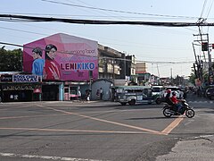 Peñafrancia Avenue, Leni-Kiko mural