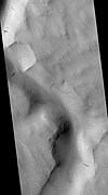 Labou Vallis, as seen by HiRISE. Ful size image shows old and new (darker) dark slope streaks.