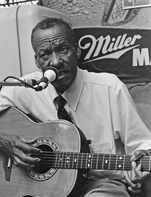 Thomas performing in Columbus, Mississippi, in the 1980s