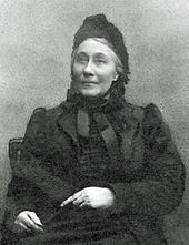 image of elderly woman in Victorian dress