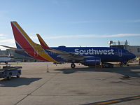 A Southwest Airlines 737-700, N913WN, in the new "Heart" livery.