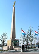 The Gëlle Fra monument commemorates those who volunteered for service in the armed forces of the Entente.